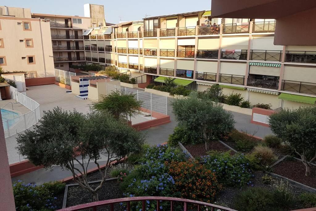 Jolies Studios Avec Piscines Et Parking Prive 800M De La Plage Le Grau Du Roi Экстерьер фото